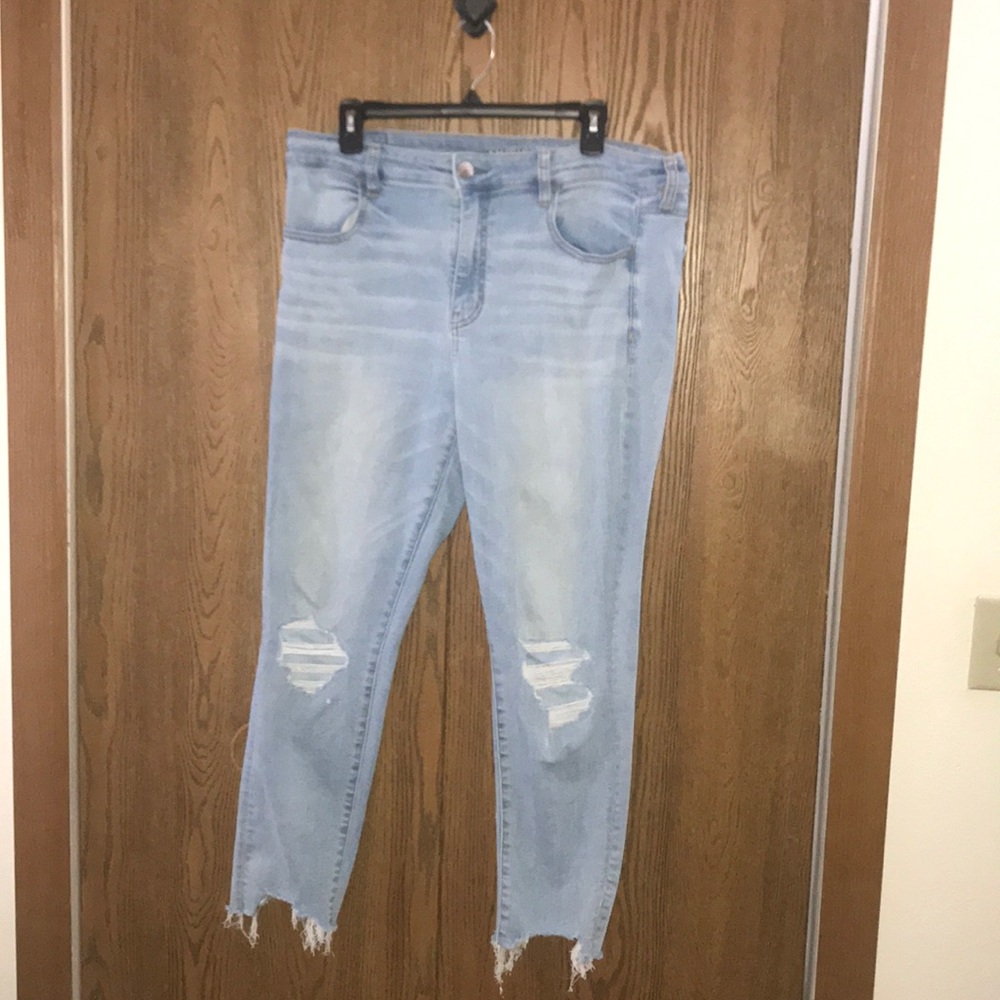 Size 16 distressed skinny American Eagle jeans